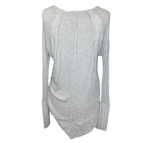 Free People Waffle Knit Boho Distressed Oversized Top Grey XS Long Sleeve - Picture 2 of 8